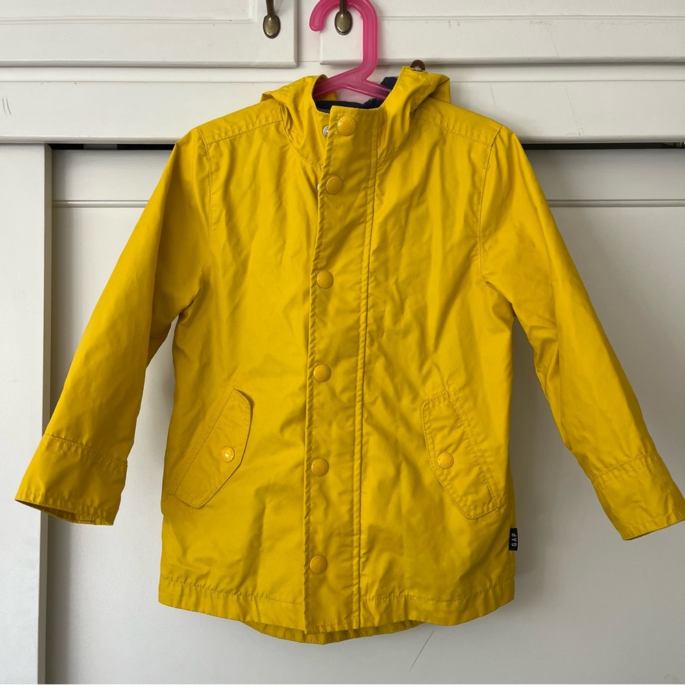 GAP classic yellow hooded raincoat